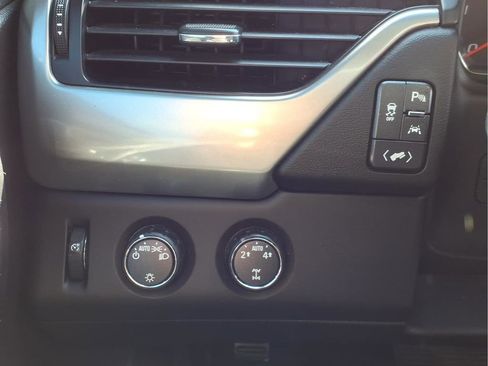 Used 2016 Chevrolet Tahoe LT image 26