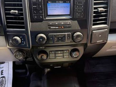 Used 2018 Ford F150 XL w/ Equipment Group 101A Mid AWD/4WD image 11