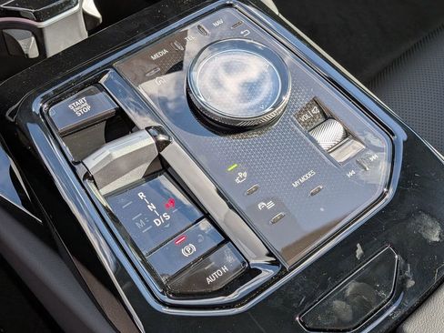 New 2026 BMW 530i image 12