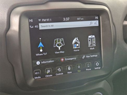 Certified 2022 Jeep Renegade Altitude w/ Convenience Group image 23