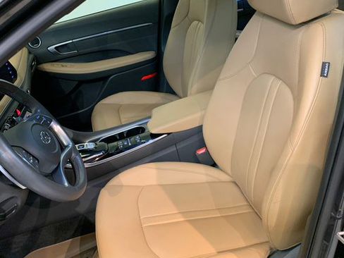 Used 2023 Hyundai Sonata Limited FWD image 19