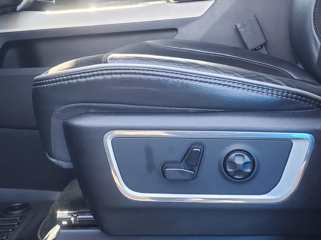 Used 2020 RAM 1500 Laramie AWD/4WD image 6