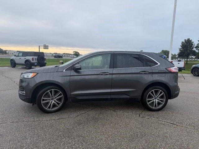 Used 2020 Ford Edge Titanium w/ Class II Trailer Tow Package AWD/4WD image 9