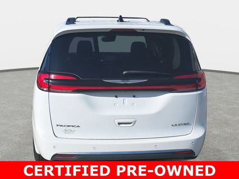 Used 2023 Chrysler Pacifica Limited image 6