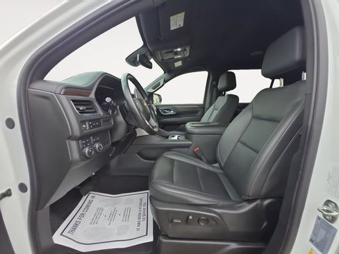 Used 2024 Chevrolet Suburban LT AWD/4WD image 10