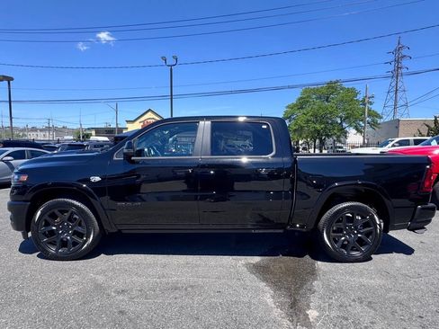 New 2026 RAM 1500 Laramie AWD/4WD image 4