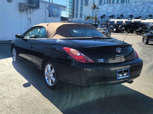 Used 2004 Toyota Solara SE image 4