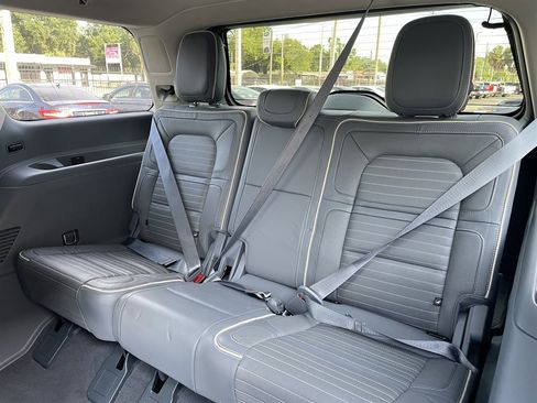 Used 2018 Lincoln Navigator Black Label w/ Cargo Package AWD/4WD image 26