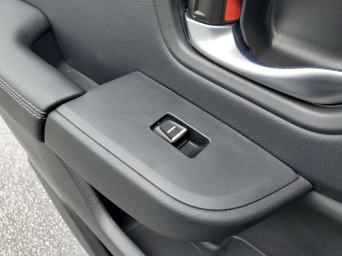 Used 2025 Honda Pilot EX-L image 14