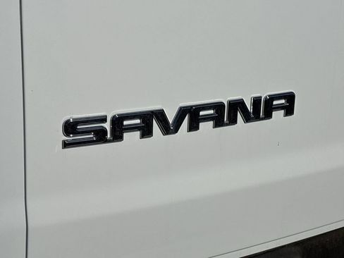 New 2025 GMC Savana 2500 Extended w/ Driver Convenience Package RWD image 31