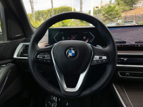 Certified 2024 BMW X5 xDrive40i w/ Premium Package AWD/4WD image 19