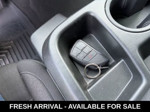 Used 2024 Chevrolet Silverado 1500 Custom image 18