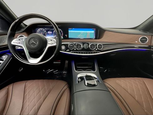 Used 2019 Mercedes-Benz S 560 4MATIC Sedan image 7