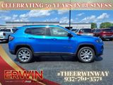 Certified 2022 Jeep Compass Latitude image 2