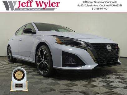 New 2025 Nissan Altima 2.5 SR w/ SR Premium Package