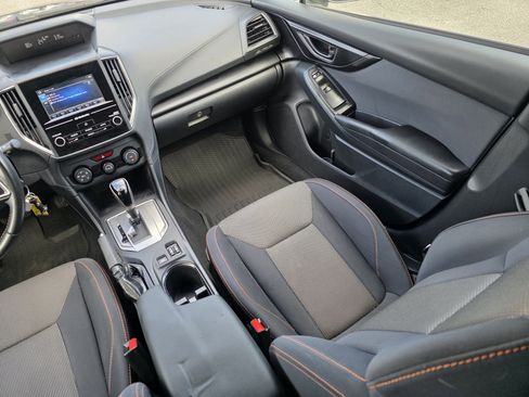 Used 2018 Subaru Crosstrek 2.0i Premium image 14