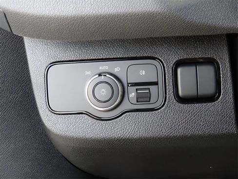 Used 2024 Mercedes-Benz Sprinter 3500 image 50