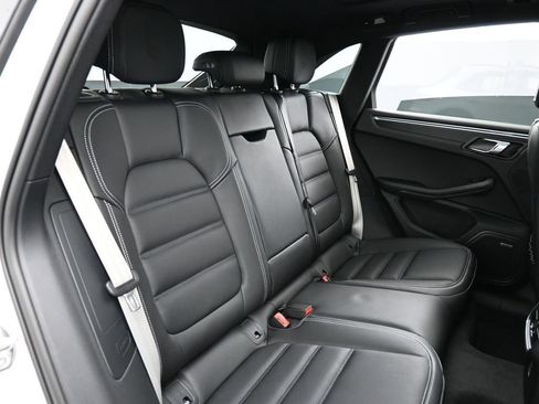 New 2026 Porsche Macan GTS AWD/4WD image 27