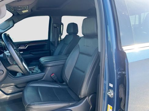 Used 2024 GMC Sierra 1500 Denali w/ Technology Package AWD/4WD image 22