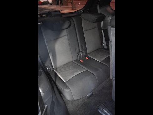 Used 2018 Nissan Pathfinder SV image 31