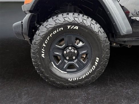 Used 2021 Jeep Wrangler Unlimited Sport image 9