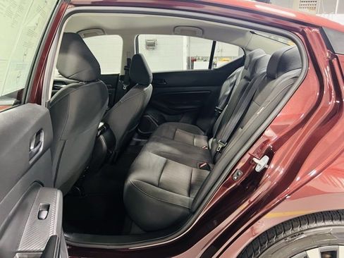 Used 2024 Nissan Altima 2.5 SV image 26