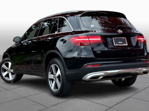 Used 2017 Mercedes-Benz GLC 300 4MATIC image 11