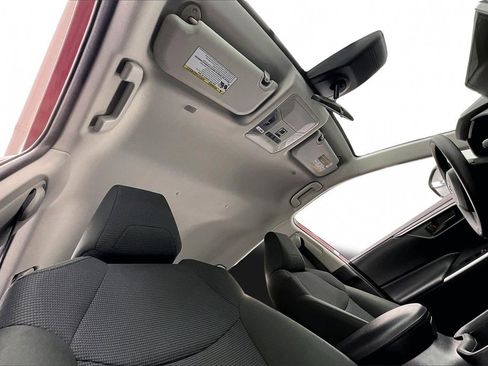 Used 2024 Toyota RAV4 LE image 22