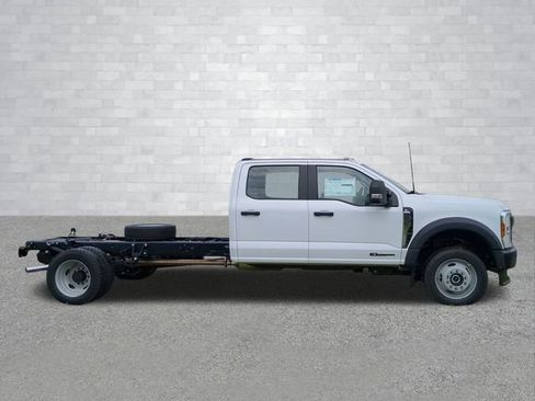 New 2025 Ford F550 4x4 Crew Cab Super Duty image 11