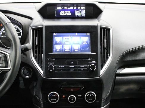 Used 2021 Subaru Forester Premium image 29