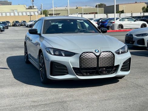 New 2026 BMW i4 eDrive40 w/ M Sport Package RWD image 7