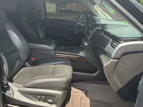 Used 2020 Chevrolet Tahoe LT AWD/4WD image 17