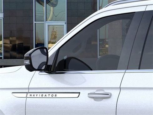 New 2025 Lincoln Navigator Reserve image 20