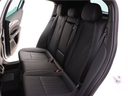 Certified 2023 Maserati Grecale Modena AWD/4WD image 12