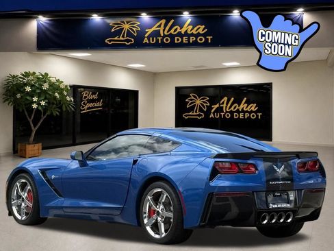 Used 2014 Chevrolet Corvette Stingray Coupe w/ 2LT Preferred Equipment Group RWD image 3