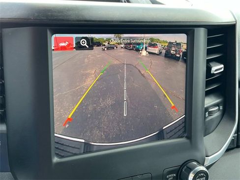 Used 2024 RAM 3500 Big Horn image 34