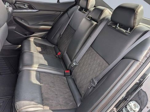 Used 2023 Nissan Maxima SR w/ Sport Mat Group image 17