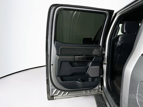 Used 2021 Ford F150 Platinum image 27