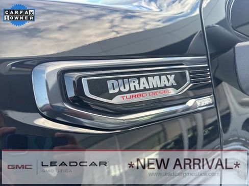 Used 2021 GMC Sierra 1500 AT4 w/ AT4 Preferred Package image 3