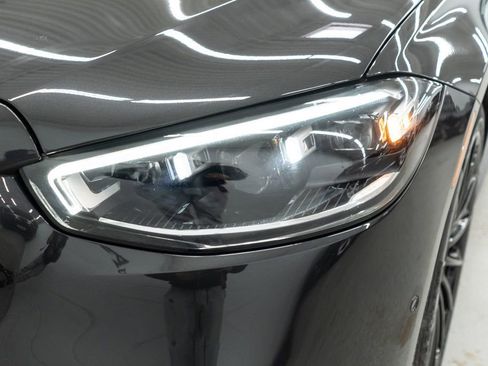 Used 2022 Mercedes-Benz S 500 4MATIC w/ AMG Line Package image 50