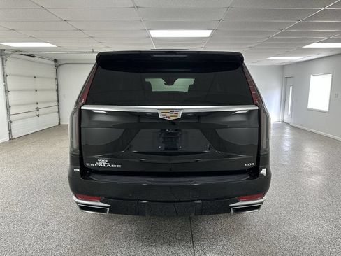 Used 2022 Cadillac Escalade Premium Luxury AWD/4WD image 7