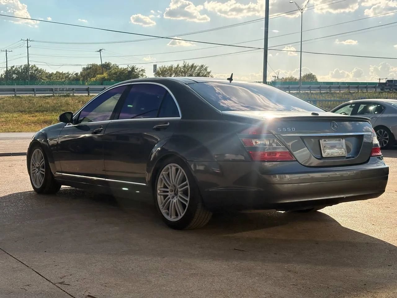 Used 2007 Mercedes-Benz S 550 image 5