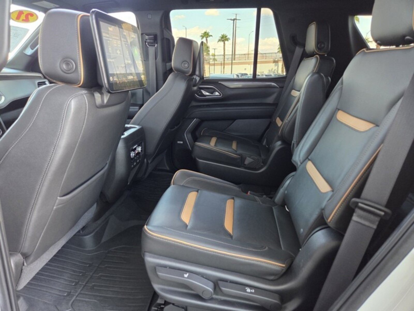 Used 2021 GMC Yukon AT4 w/ AT4 Premium Plus Package AWD/4WD image 14