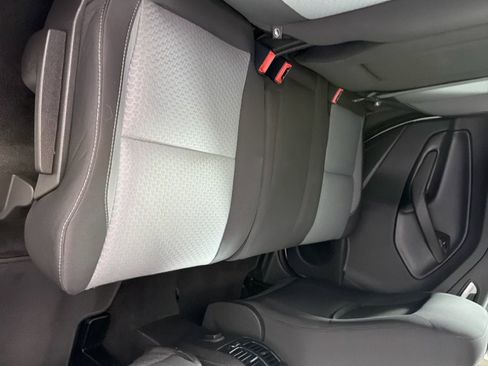 Used 2017 Ford Escape SE FWD image 22