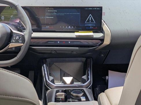 Used 2025 BMW X3 xDrive30i w/ Convenience Package image 12