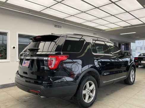 Used 2017 Ford Explorer XLT w/ Equipment Group 202A image 37