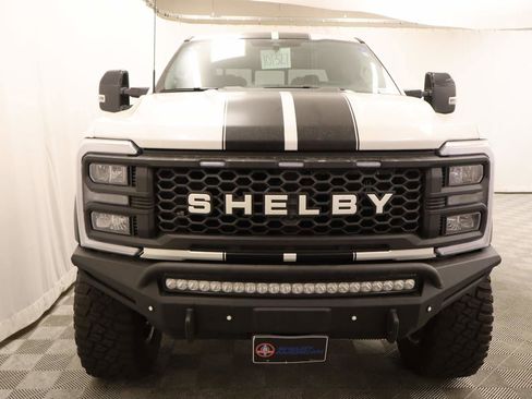 New 2025 Ford F250 Lariat w/ Lariat Ultimate Package image 4