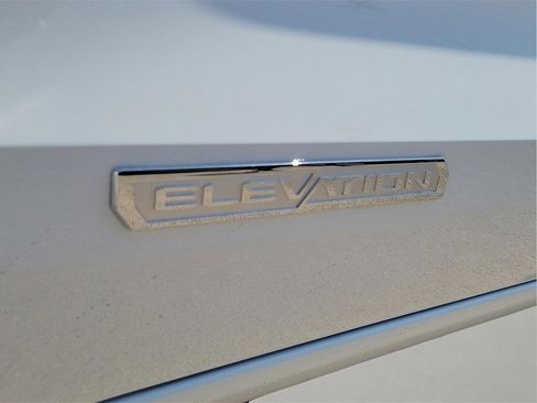 New 2026 GMC Canyon Elevation w/ Convenience Package image 9