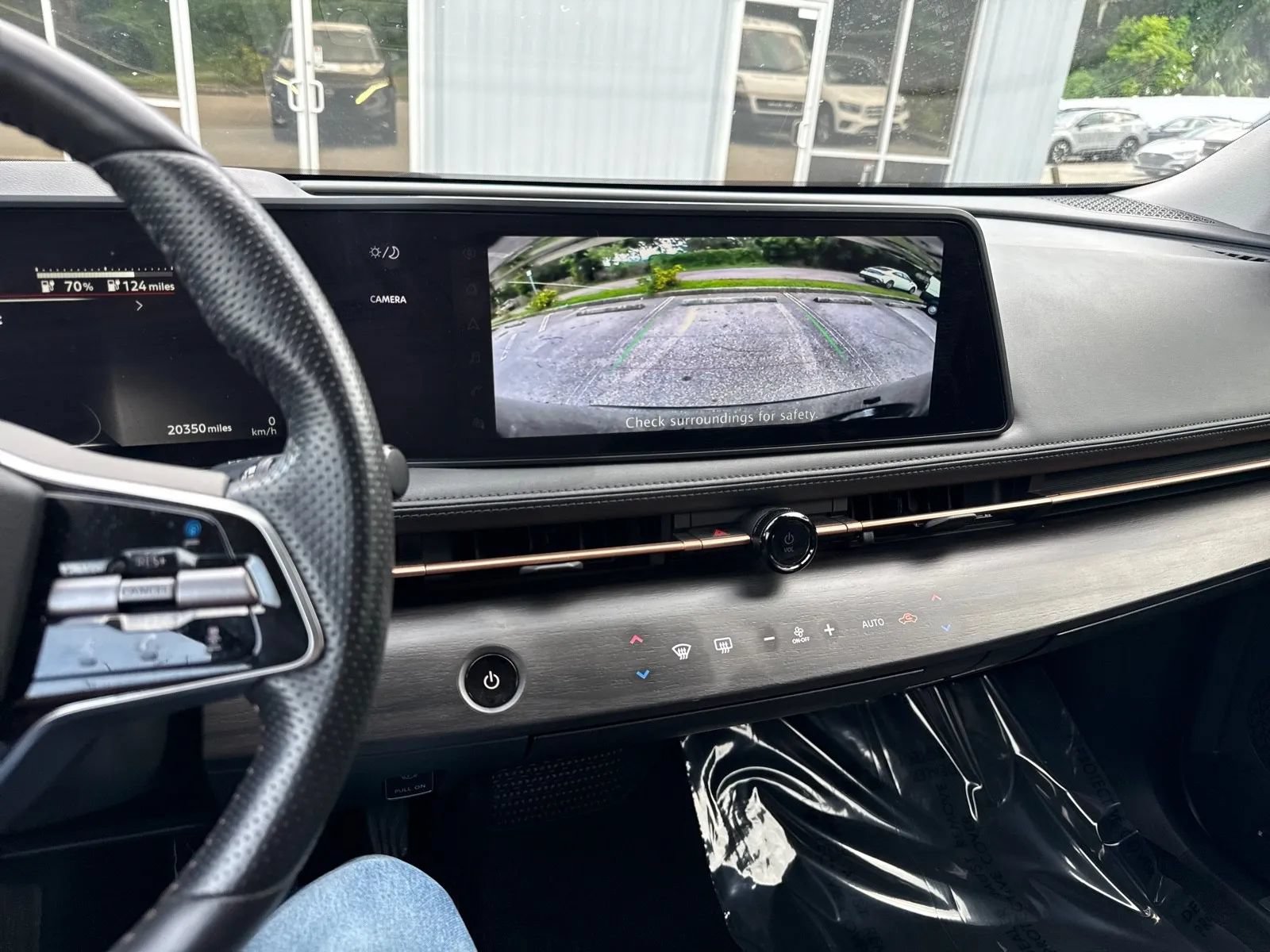 Used 2025 Nissan Ariya AWD image 21