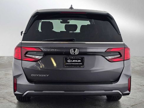 Used 2026 Honda Odyssey EX-L image 4